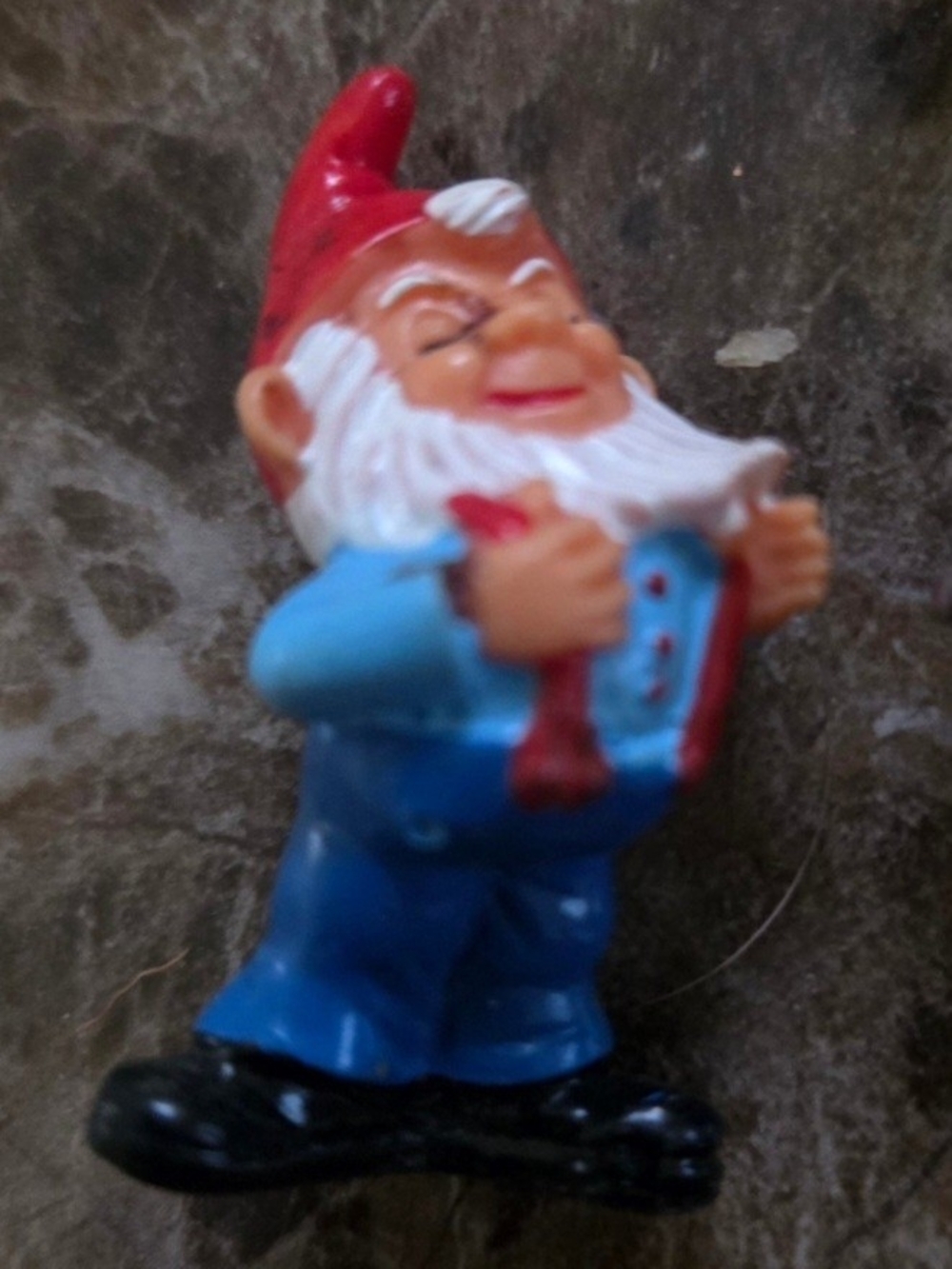 Vintage Ferrereo Kinder suprise gnomes 1992 figure 1" tall